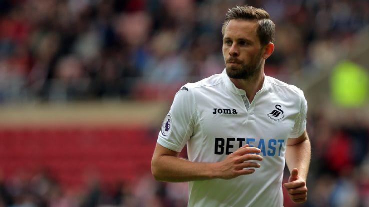 记者：河床和赫罗纳是埃切韦里可能的下家，他倾向于回河床（记者：埃切韦里下家锁定河床或赫罗纳，倾向重返河床）