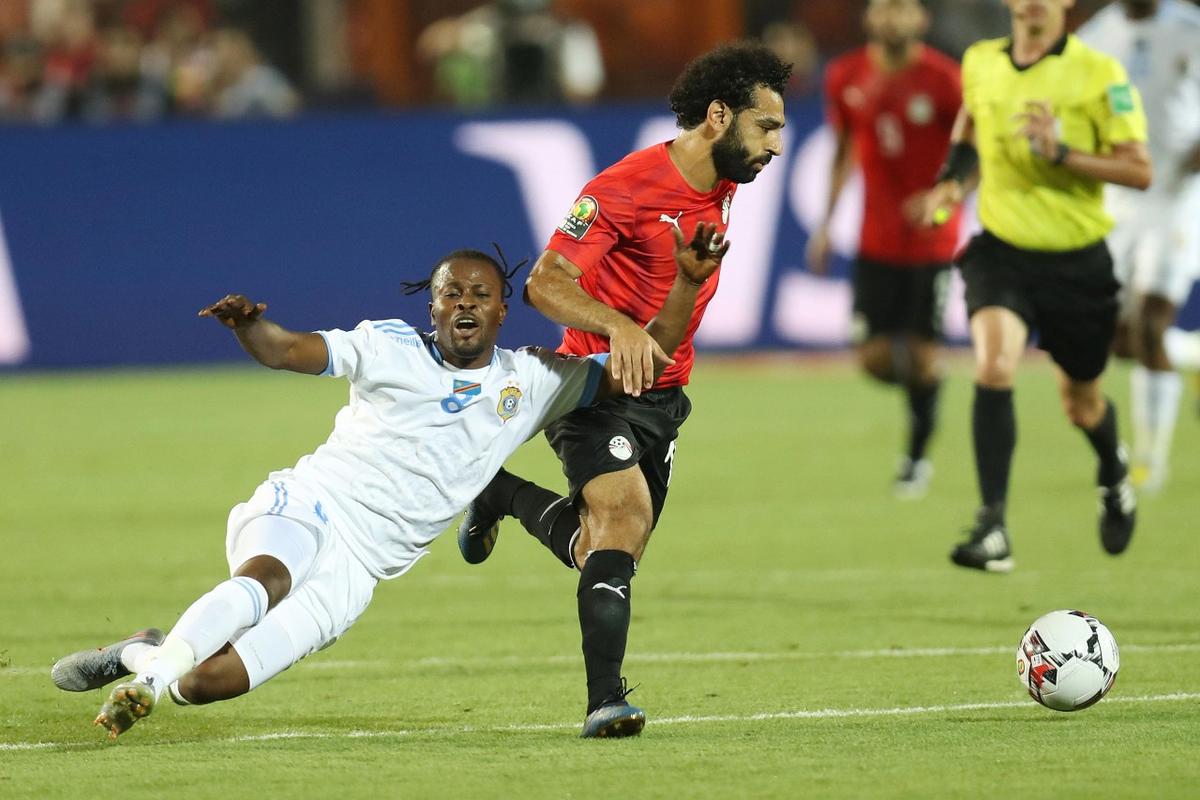 亚精英赛前瞻：广岛主场冲胜守前8，申花唯取3分保晋级悬念（亚精英赛前瞻：广岛主场力争胜利巩固前八，申花唯有全取三分方能延续出线悬念）