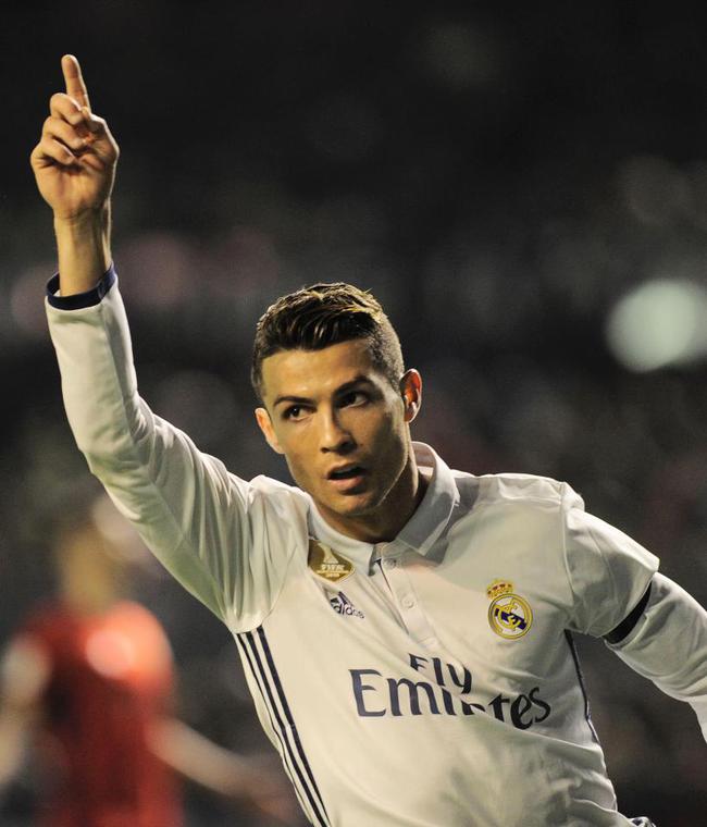 Here we go！罗马诺：拜仁将签下17岁厄瓜多尔中卫奥拉亚（罗马诺爆料：拜仁即将敲定厄瓜多尔17岁中卫奥拉亚）