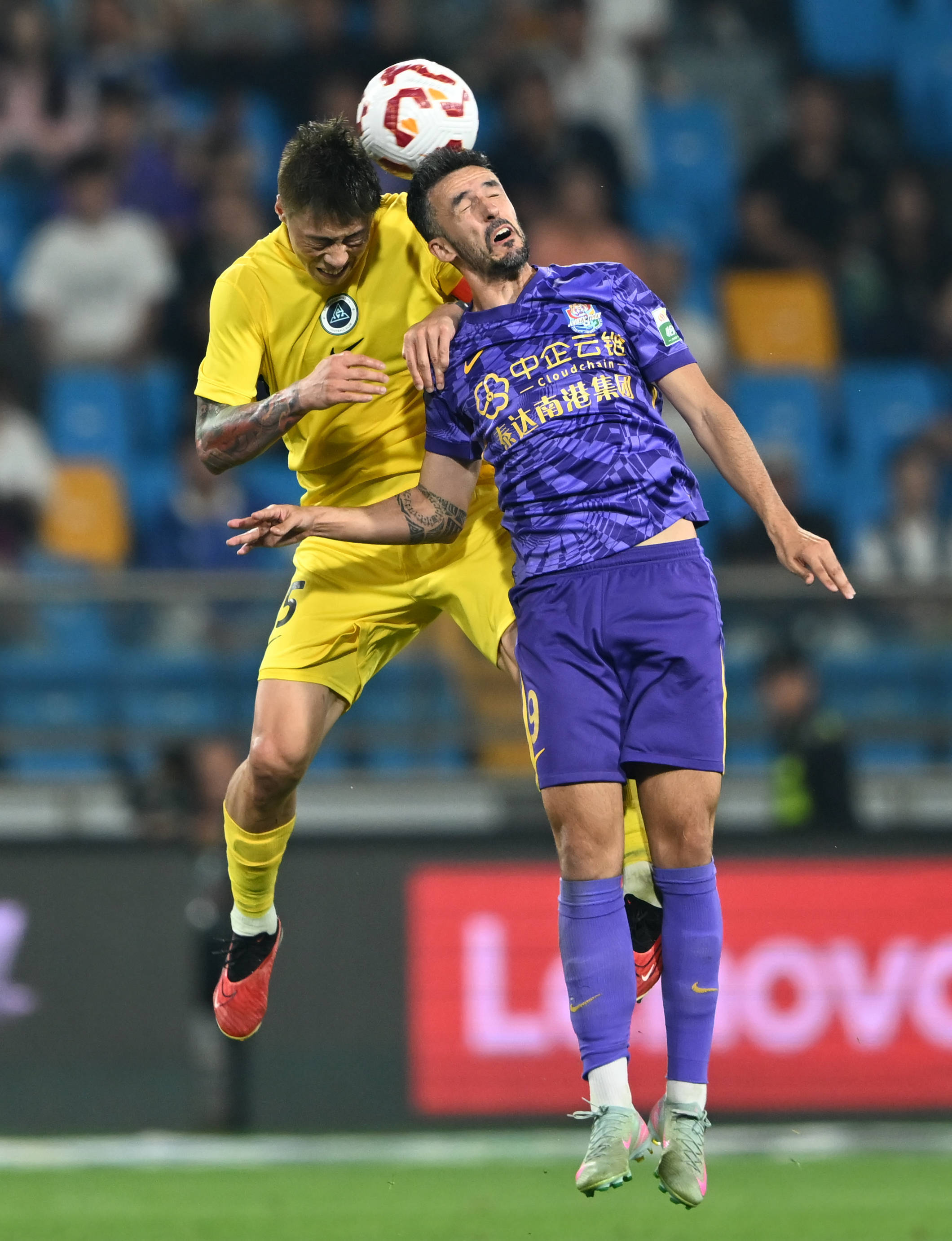 斯科尔斯、卡拉格都认为：哈白布是足球历史上最佳中场组合（斯科尔斯与卡拉格一致认定：哈白布堪称足坛史上最强中场三人组）