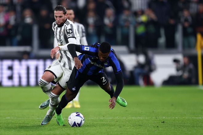 ATP总决赛第4日综述：辛纳两连胜提前晋级，谢尔顿遭逆转无缘四强