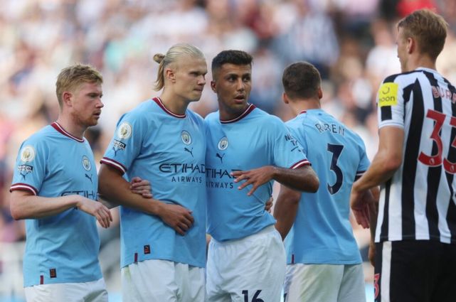 斯基拉：加图索现场考察米兰19岁左后卫巴尔泰萨吉