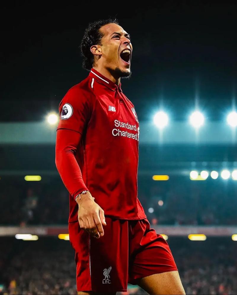 马丁内斯称赞B费：他是助攻之王，曼联在他上场时截然不同（马丁内斯力挺B费：他是助攻王，有他曼联判若两队）