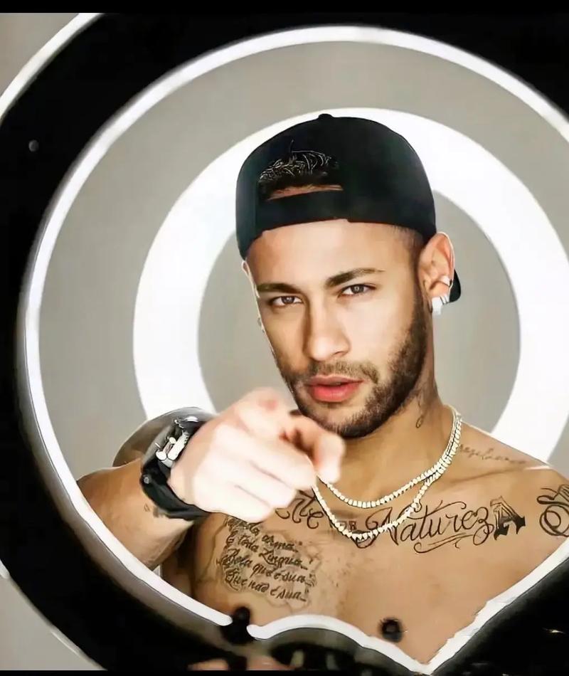 麦克托米奈：尤文很优秀，但那不勒斯得继续提升达到更高高度