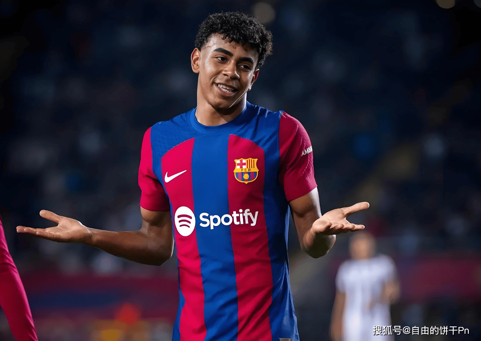 哈维-西蒙斯闪耀全场助热刺胜出获最佳球员（哈维-西蒙斯大放异彩助热刺取胜 荣膺全场最佳）