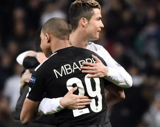 意甲媒体热议：希门尼斯经纪人表示希门尼斯从未想过离开米兰，他会留在球队（意媒关注：希门尼斯经纪人称其从未考虑离开米兰，将继续留队）