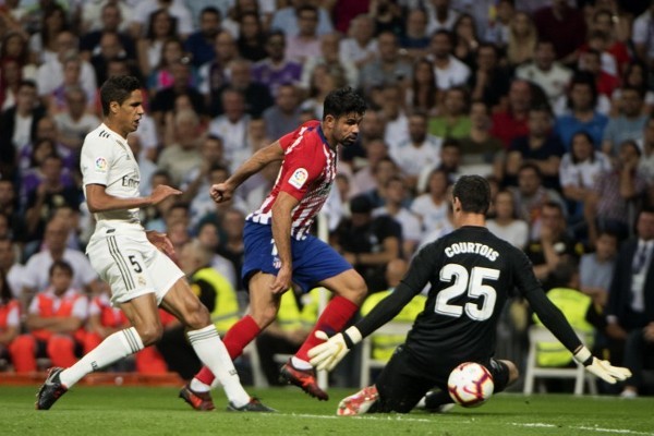 真的怪法老？萨拉赫近4场比赛未首发利物浦不败，此前3连败