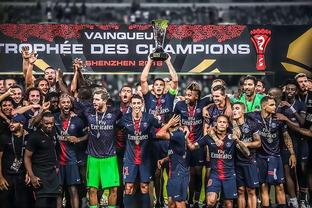 欧冠夺冠赔率：巴萨1赔4.5领跑 皇马利物浦紧追（欧冠夺冠赔率：巴萨1赔4.5居首 皇马、利物浦紧随其后）